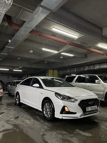 Hyundai: Hyundai Sonata: 2018 г., 2 л, Автомат, Газ, Седан — 2