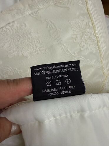 Örtüklər: Yataq üçün Yeni Qaşlı rəng - Bej Yataq örtüyü — 3