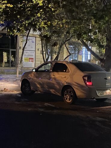qapi ve pencere: Sumqayt Gundelik 35 Azn Depazit teleb olunmur Davernus pulu teleb