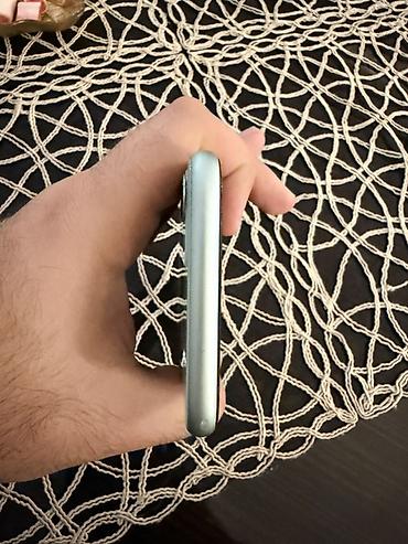 Apple iPhone: IPhone 11, Yaşıl, Qırıq — 7