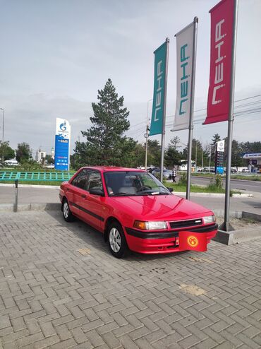 мазда 323 2001: Mazda 323: 1990 г., 1.6 л, Механика, Бензин, Седан