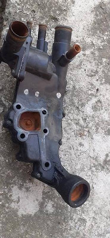 ventuze prodaja: KUĆIŠTE TERMOSTATA ZA CITROEN XSARA OD 1999. DO 2005. GOD. | odlično — 2