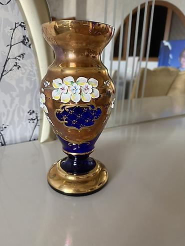 Bir vaza, Bogem şüşəsi