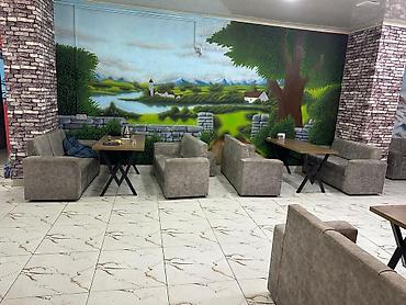 Restoran mebeli: 12 divan 6 masa 1500 azn, boz qupqadan(yəni bahali) isdifadə — 1