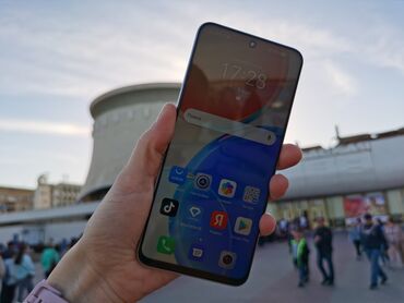 honor x8 qiyməti: Honor 8, 128 ГБ, цвет - Серебристый, Отпечаток пальца