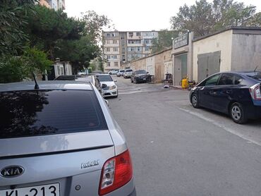 Digər kommersiya daşınmaz əmlakı: Həzi Aslanov metrosu yaxınlığında,Səadət şadlıq sarayının — 5