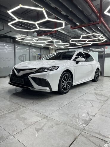 продаю тойота хариер: Toyota Camry: 2022 г., 2.5 л, Гибрид, Седан