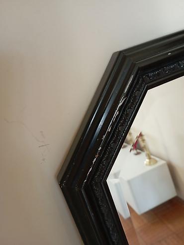 Ogledalo ostecenja vidljiva na slikama .Staklo ocuvano ram je potrebno at lalafo.rs — 6 Ogledalo ostecenja vidljiva na slikama .Staklo ocuvano ram je potrebno — 6