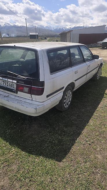 Унаа: Toyota Camry: 1988 г., 2 л, Кол менен иштөөчү, Дизель, Универсал — 4