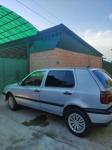 626 переходка: Volkswagen Golf: 1992 г., 1.8 л, Механика, Бензин, Седан