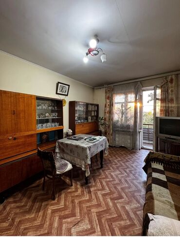 аренда квартир долгосрочно бишкек: 3 комнаты, 80 м², Индивидуалка, 4 этаж, Косметический ремонт