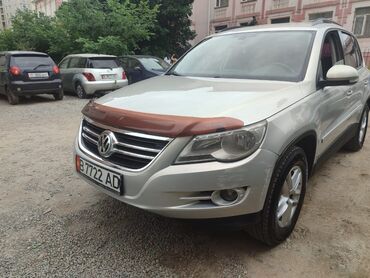 голльф 2: Volkswagen Tiguan: 2008 г., 2 л, Автомат, Бензин, Кроссовер