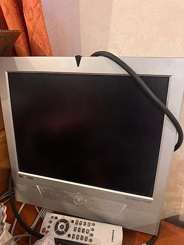 samsung monitör: Samsung SyncMaster 151MP LCD monitor + pult - Model: Samsung — 1
