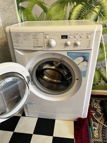 blesk стиральная машина: Кир жуучу машина Indesit, Колдонулган, Автомат, 5 кг чейин, Толук өлчөм