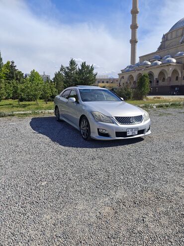 краун 2004: Toyota Crown: 2010 г., 2.5 л, Автомат, Бензин, Седан
