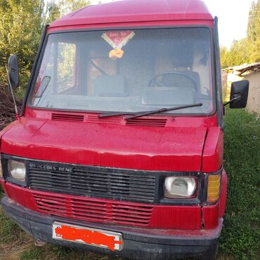 шины в кредит: Mercedes-Benz T1 (серия 207/307/409) — красный цельнометаллический