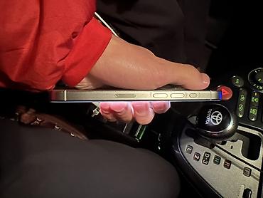 cmf watch: IPhone 15 Pro, Б/у, 512 ГБ, Natural Titanium, Защитное стекло, 100 % — 4