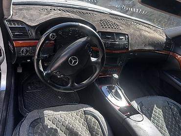 оборудование для парковки автомобилей: Mercedes-Benz E-Class: 2008 г., 2.2 л, Автомат, Дизель, Универсал — 8