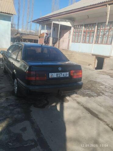 продаю эксватор: Volkswagen Passat: 1994 г., 1.8 л, Механика, Бензин, Седан