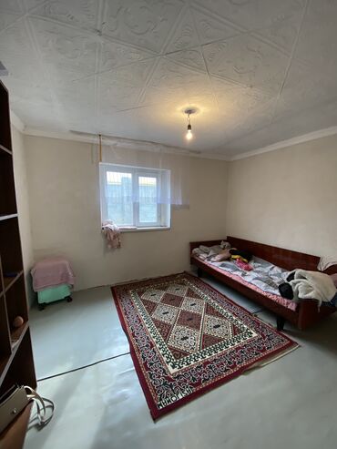 дом в сосновке: Времянка, 45 м², 2 комнаты, Собственник, Старый ремонт