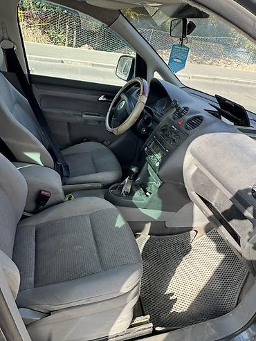 eld: Volkswagen Caddy: 2004 г., 1.6 л, Механика, Бензин, Минивэн — 4