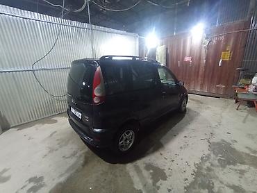 Mini: Mini Cooper: 2002 г., Минивэн — 3