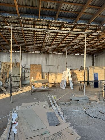 продаю дом рабочий гарадок: Металлический навес/полуоткрытый склад с воротами Сдается в аренду 14