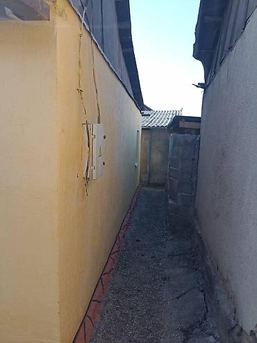 Продажа коттеджей и домов: Продаю дом 62 м2 участок 1.8 сотки.Кустанайский переулок 62 а at lalafo.kg — 2 Продажа коттеджей и домов: Продаю дом 62 м2 участок 1.8 сотки.Кустанайский переулок 62 а — 2