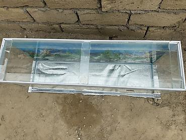 akvarium işığı: Şüşə akvarium – geniş ölçülü, dekorativ fonlu Uzunluq - 110 Eni - 28.5 — 4