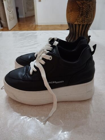 Women's Sneakers and athletic shoes: Ölçü: 36, rəng - Qara, Yeni — 6