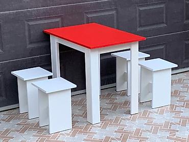 Masa və oturacaq dəstləri: Mətbəx üçün, Yeni, Açılmayan, Dördbucaq masa, 4 stul — 18