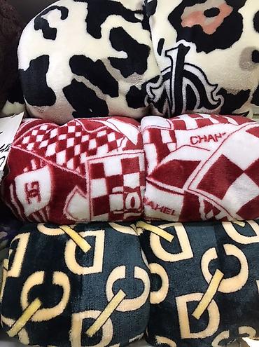 Одеяла и пледы: Плед Life Collection Ultimate Sherpa Throw - Тип: двусторонний — 6