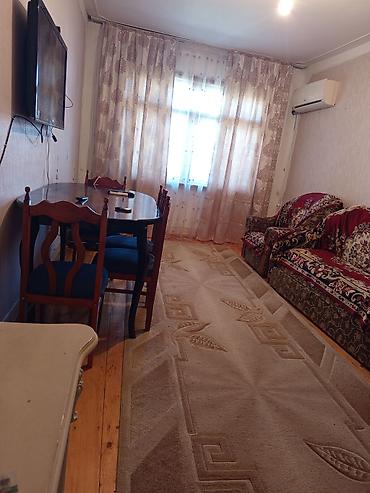 Qonaq otağı dəstləri: Mebel dəsti – klassik üslub - Geniş qardirob: 5 qapılı konstruksiya — 4