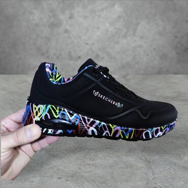 lutka za izlaganje: Skechers patike crne šareni đon Novo Brojevi 36 do 41 fb Moja