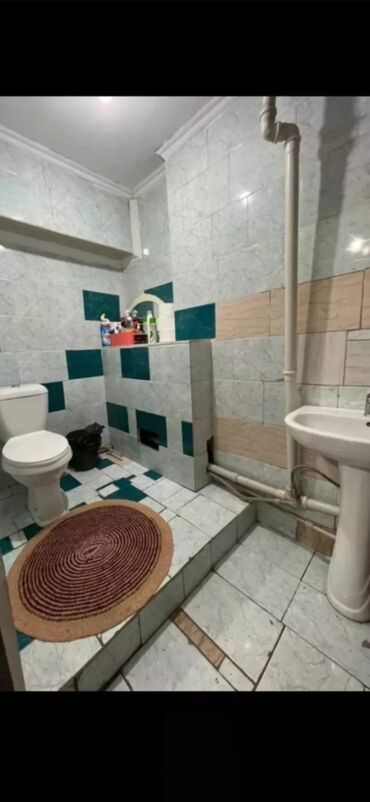 без хозяин квартира берилет жер там: 55 м², 3 комнаты, Парковка, Забор, огорожен