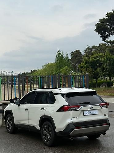 4 vd: Toyota RAV4: 2022 г., 2.5 л, Автомат, Гибрид, Кроссовер — 5