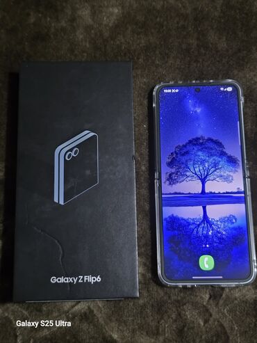 Samsung: Samsung Galaxy Z Flip6 — 2