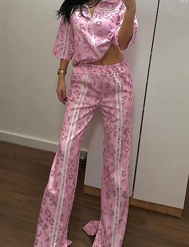 Kompleti: 💫New collection💫

⚜️Univerzalna velicina
⚜️Cena 3500 din — 10