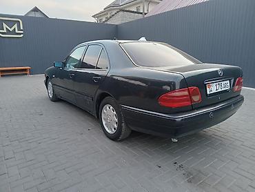 bmw e34 m5: Mercedes-Benz E-Class: 1997 г., Автомат — 4
