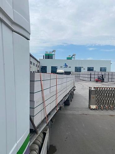 sprinter 2 2: Услуги грузоперевозок тягачом с полуприцепом-площадкой (еврофура — 2