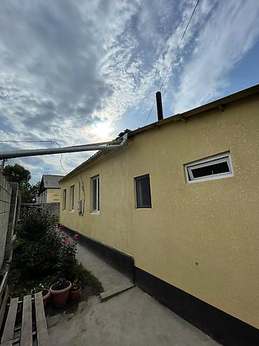 Продажа коттеджей и домов: 🏡 Продается дом в селе Таш-Добо 📍 Улица: Киргизия Характеристики: 📐 — 5