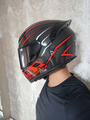 Шлемы: Продаю шлем qike размер М 57-58 новый в отличном состоянии с темным