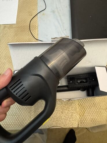 Ventilyatorlar: Simsiz əl tipli tozsoran – “Dual-use: family/cars” Xüsusiyyətlər: -