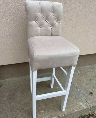 Stolice: Barske stolice sa naslonom – ručno tapacirane - Konstrukcija: masivno — 2