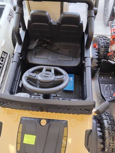 Uşaq üçün elektrik maşınları: 350 manatdan başlayan qiymetlərlə Həm fərdi həm də pultla 2 matorlu, 3 — 16