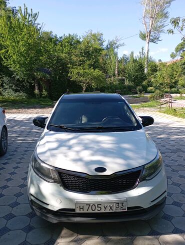 матор кармаган: Kia Rio: 2015 г., 1.6 л, Типтроник, Бензин, Седан