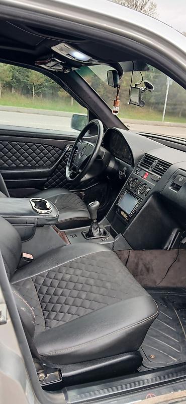mersedes peci: Mercedes-Benz C‑Class W202 sedan – gümüş rəng. Masin yaxsi — 4