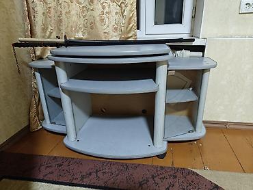 study table: Тумба и подставка для телевизора, Б/у, Напольная, ЛДСП, Самовывоз, цвет - Серый — 2