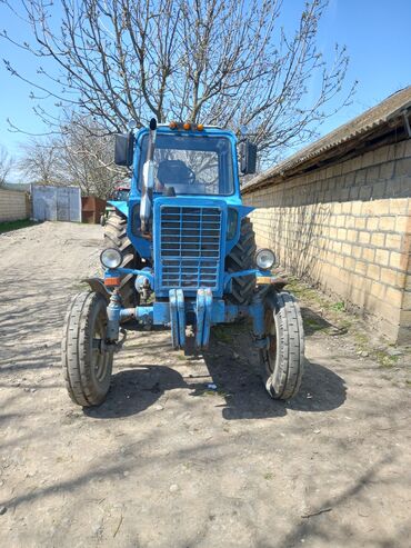 bmw 4 серия 420i at: Traktor Belarus (MTZ) MTZ 80, 1988 il, 80 at gücü, motor 2.4 l, İşlənmiş