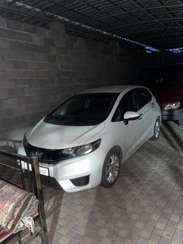 фонда фит: Honda Fit: 2016 г., 1.5 л, Автомат, Бензин, Хэтчбэк